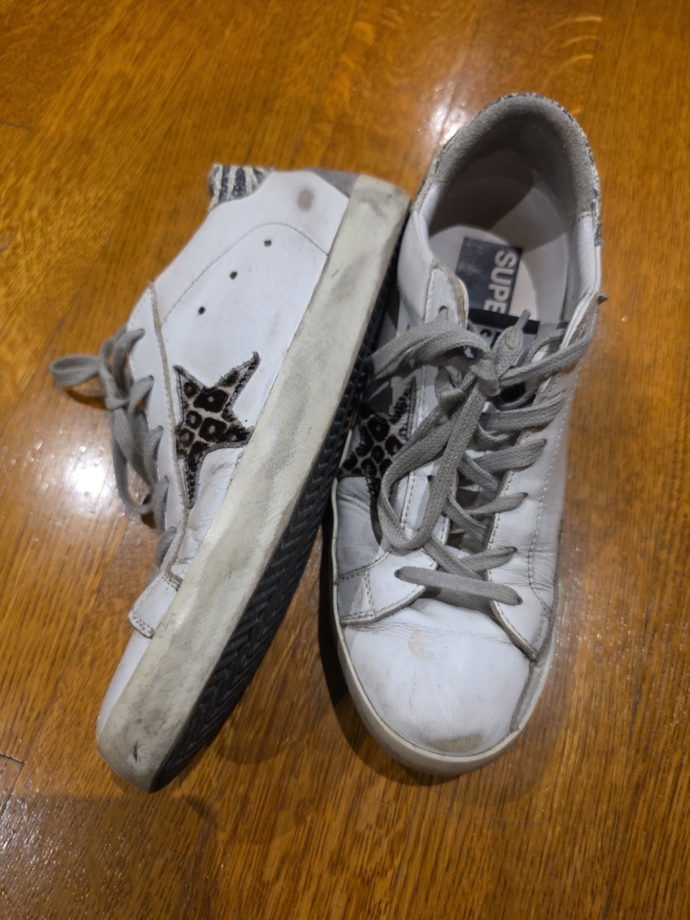 Golden Goose White Superstar Low-Top Sneakers - Picture 4 of 9
